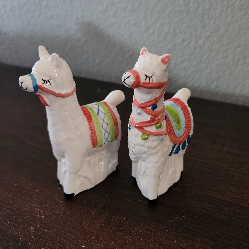 Llama Salt and Pepper Shaker Set